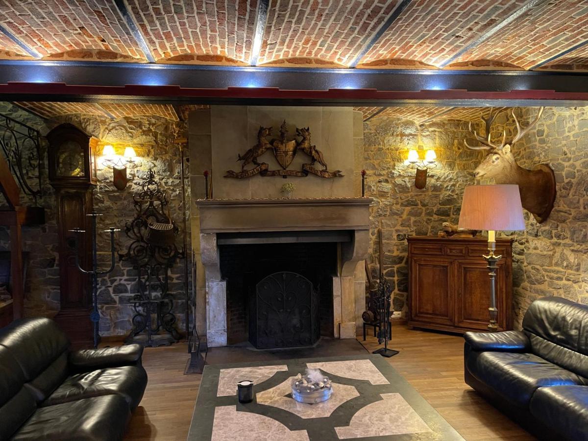 Les Confidences De Messire Sanglier, Stylished Guest Houses Beauraing Exterior photo