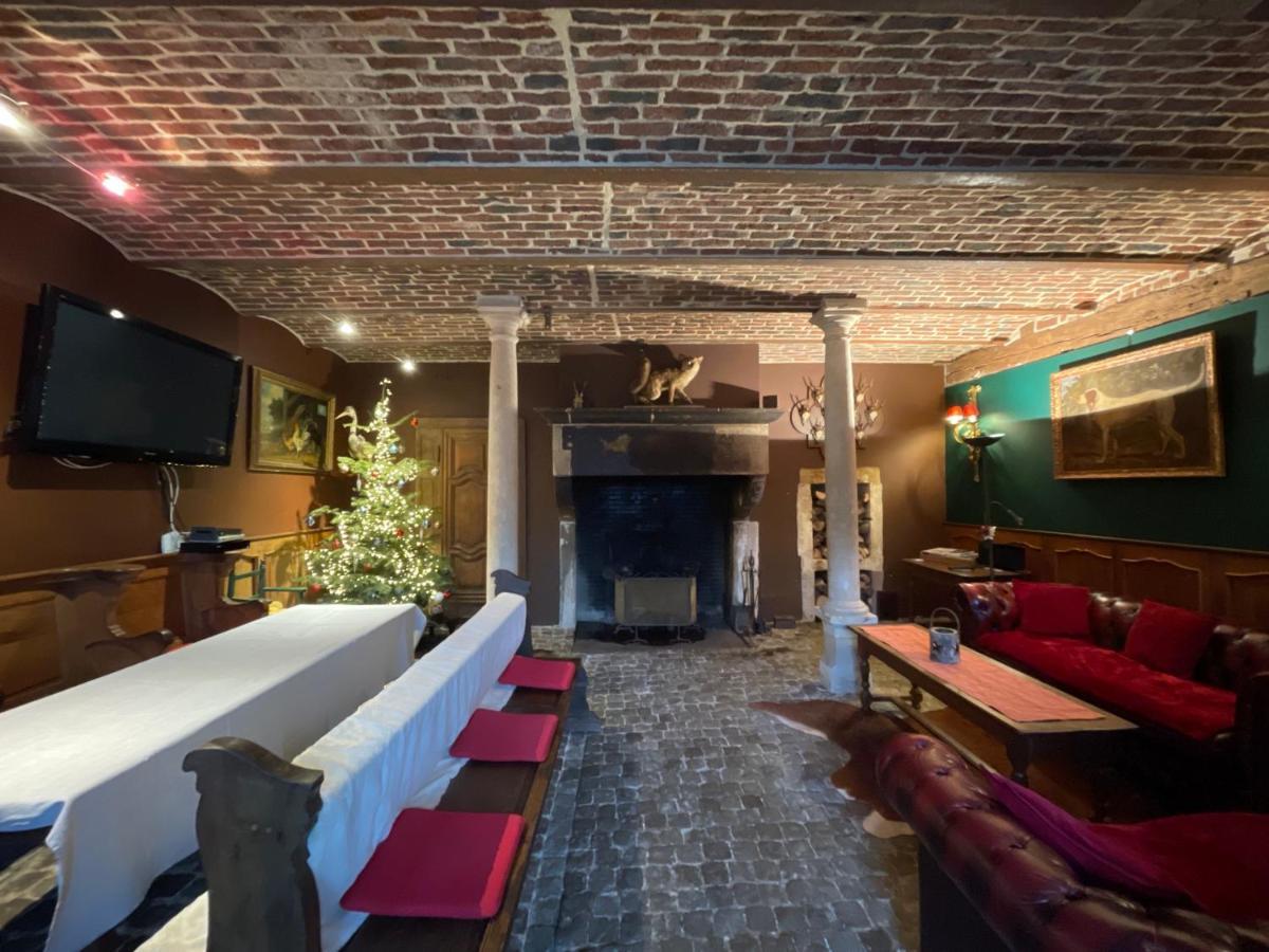 Les Confidences De Messire Sanglier, Stylished Guest Houses Beauraing Exterior photo