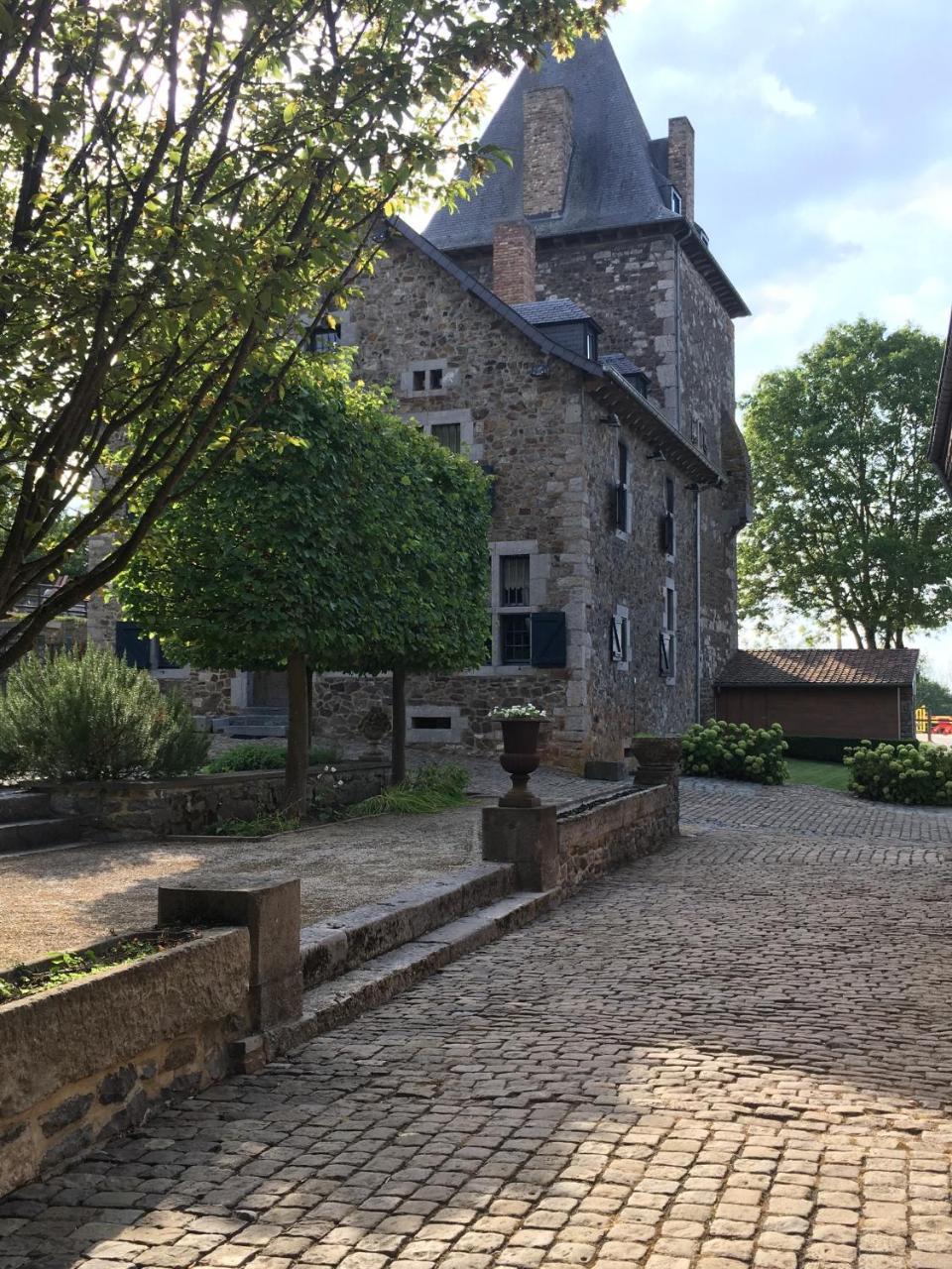 Les Confidences De Messire Sanglier, Stylished Guest Houses Beauraing Exterior photo